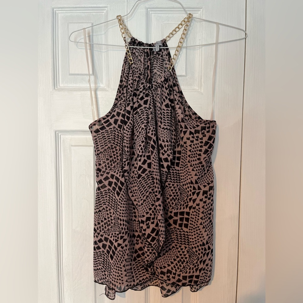 Charlotte Russe pink tank top, black pattern, gold chain, size medium